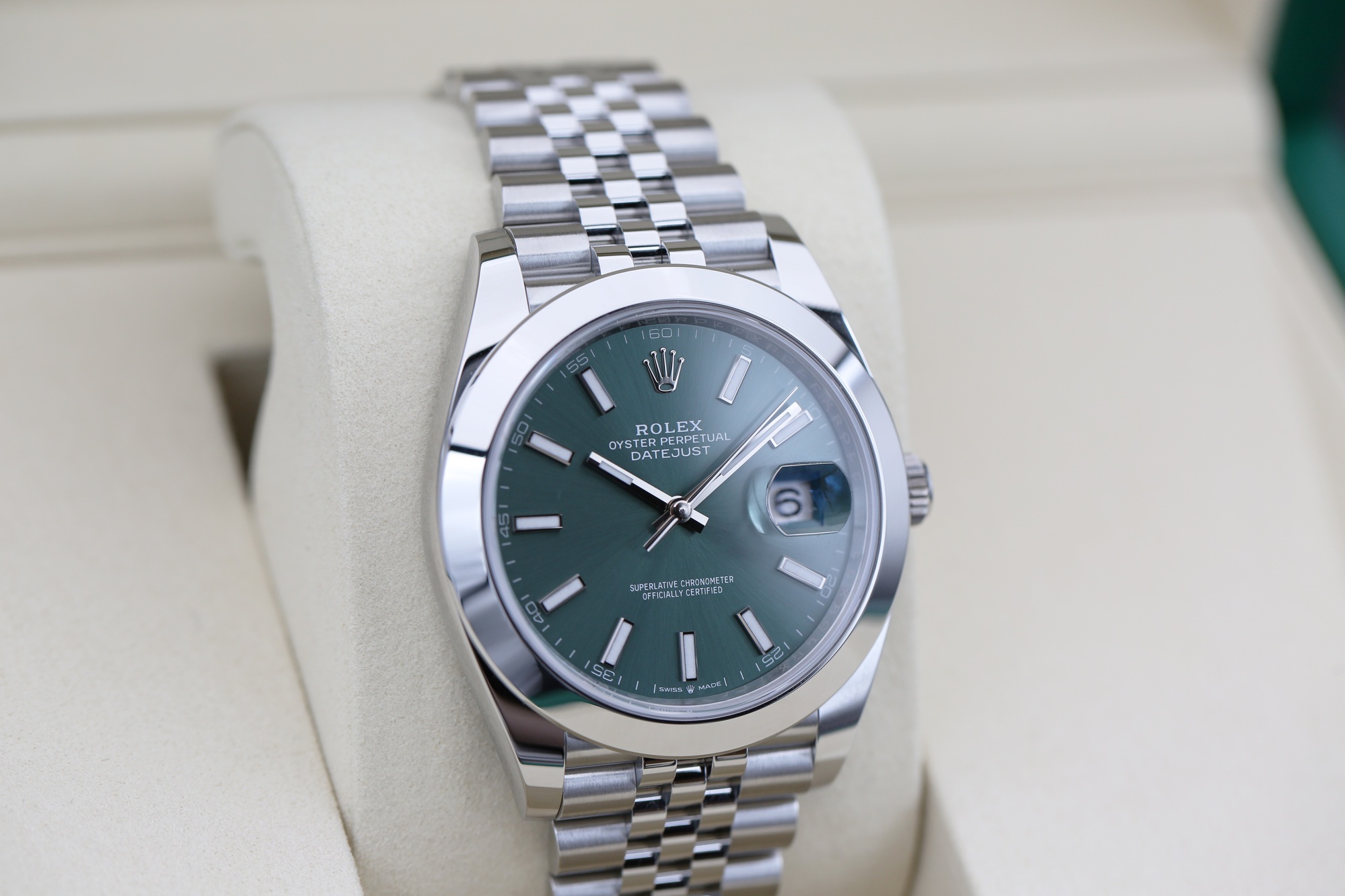 Rolex 126300 Mint Green DATEJUST 41mm 2026 — view 2