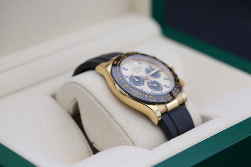 Rolex 116518LN Black DAYTONA 40mm 2018 PIKACHU