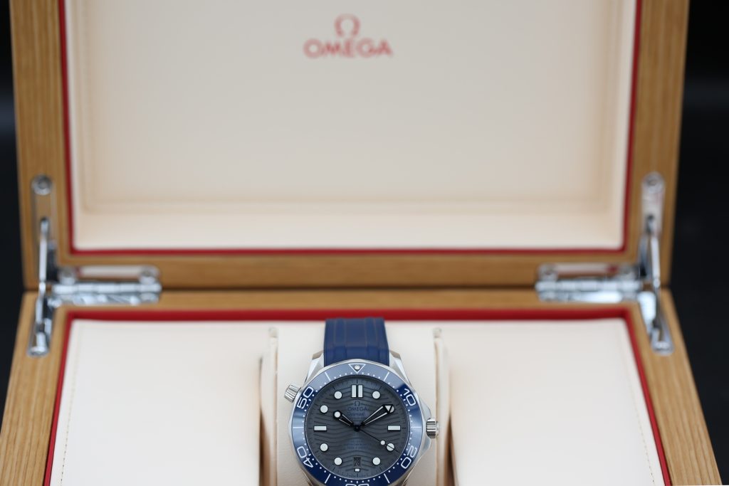 Omega 210.32.42.20.06.001 Chrome SEAMASTER 42mm 2022