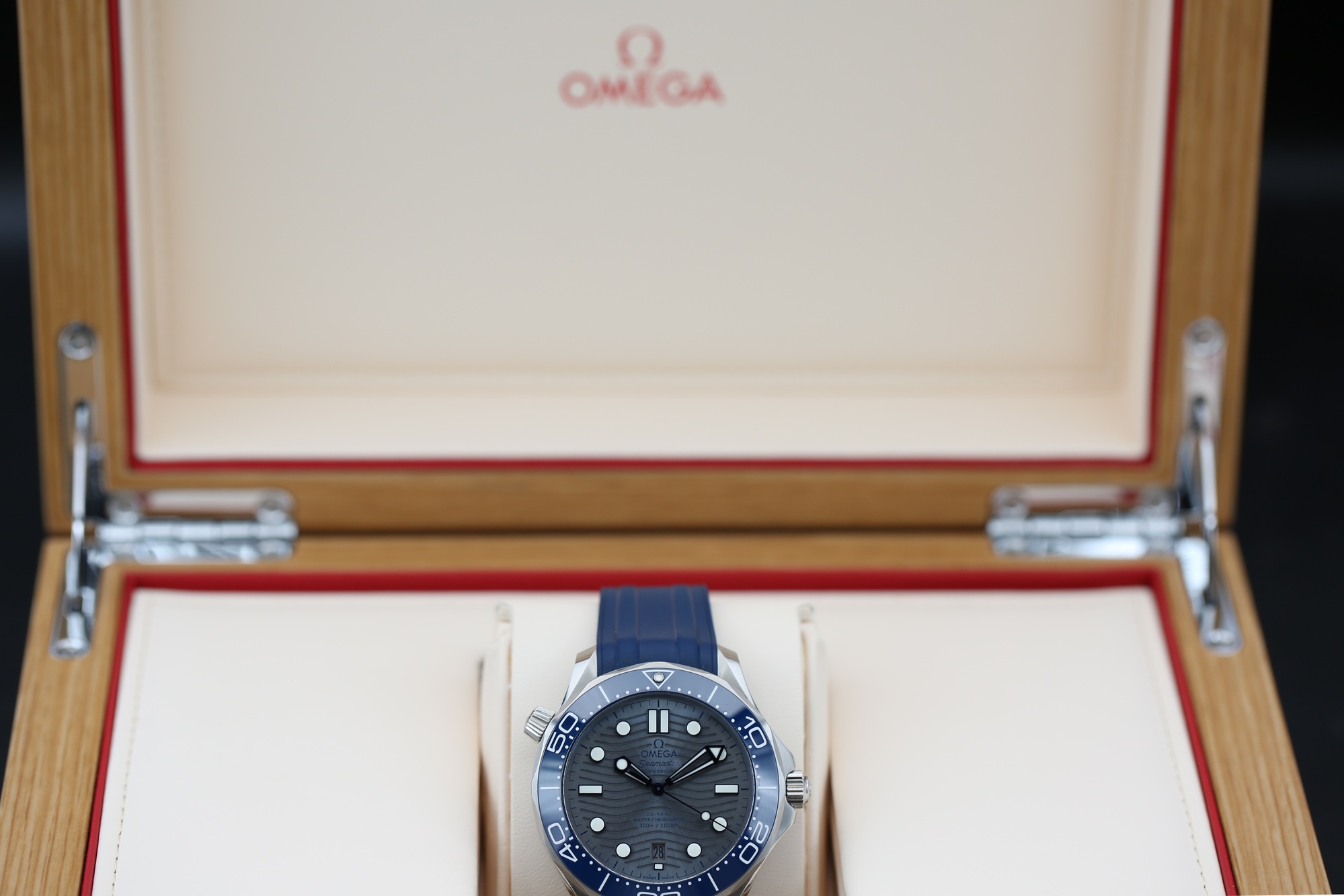 Omega 210.32.42.20.06.001 Chrome SEAMASTER 42mm 2022 — view 4