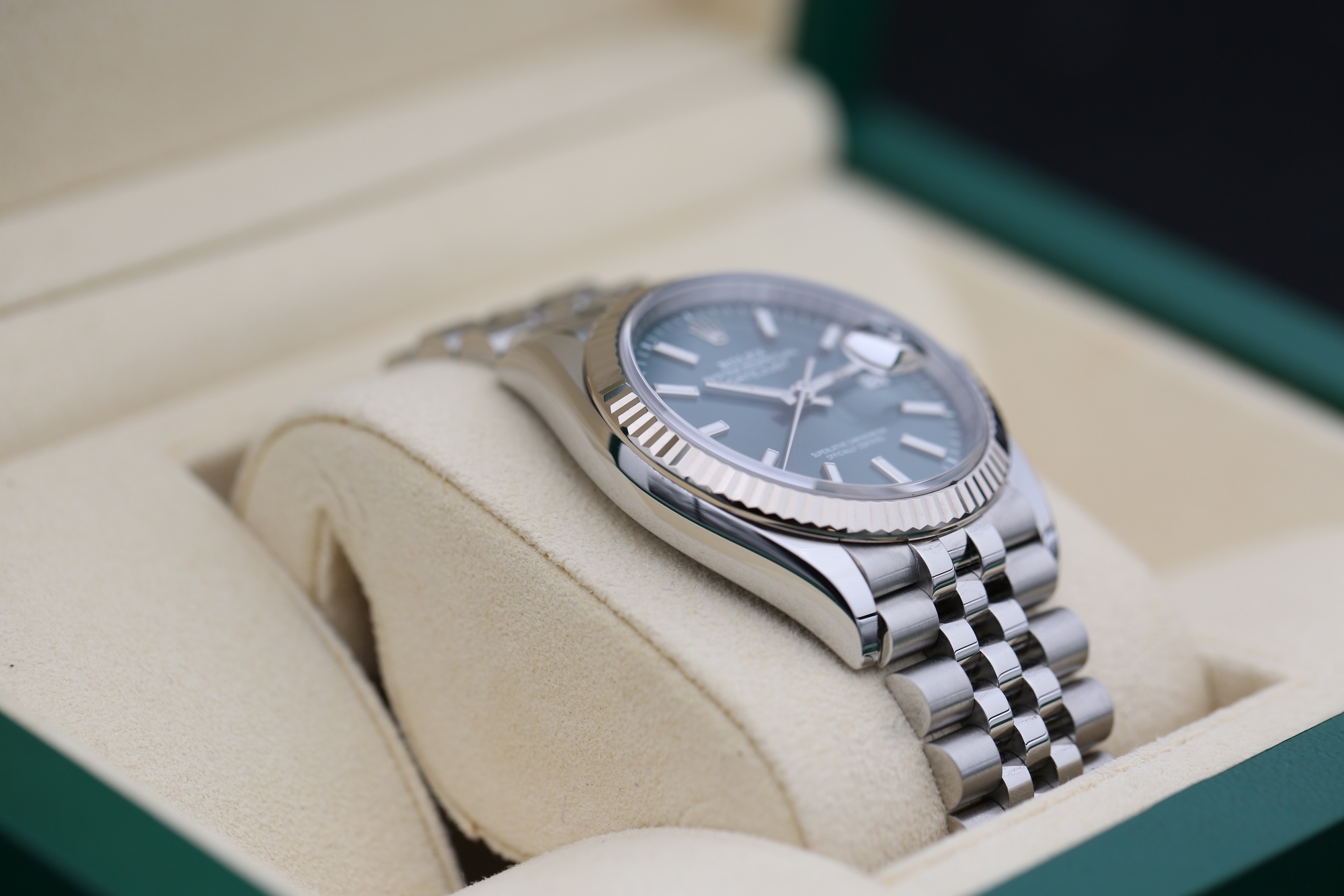 Rolex 126234 Mint Green DATEJUST 36mm 2024 — view 7