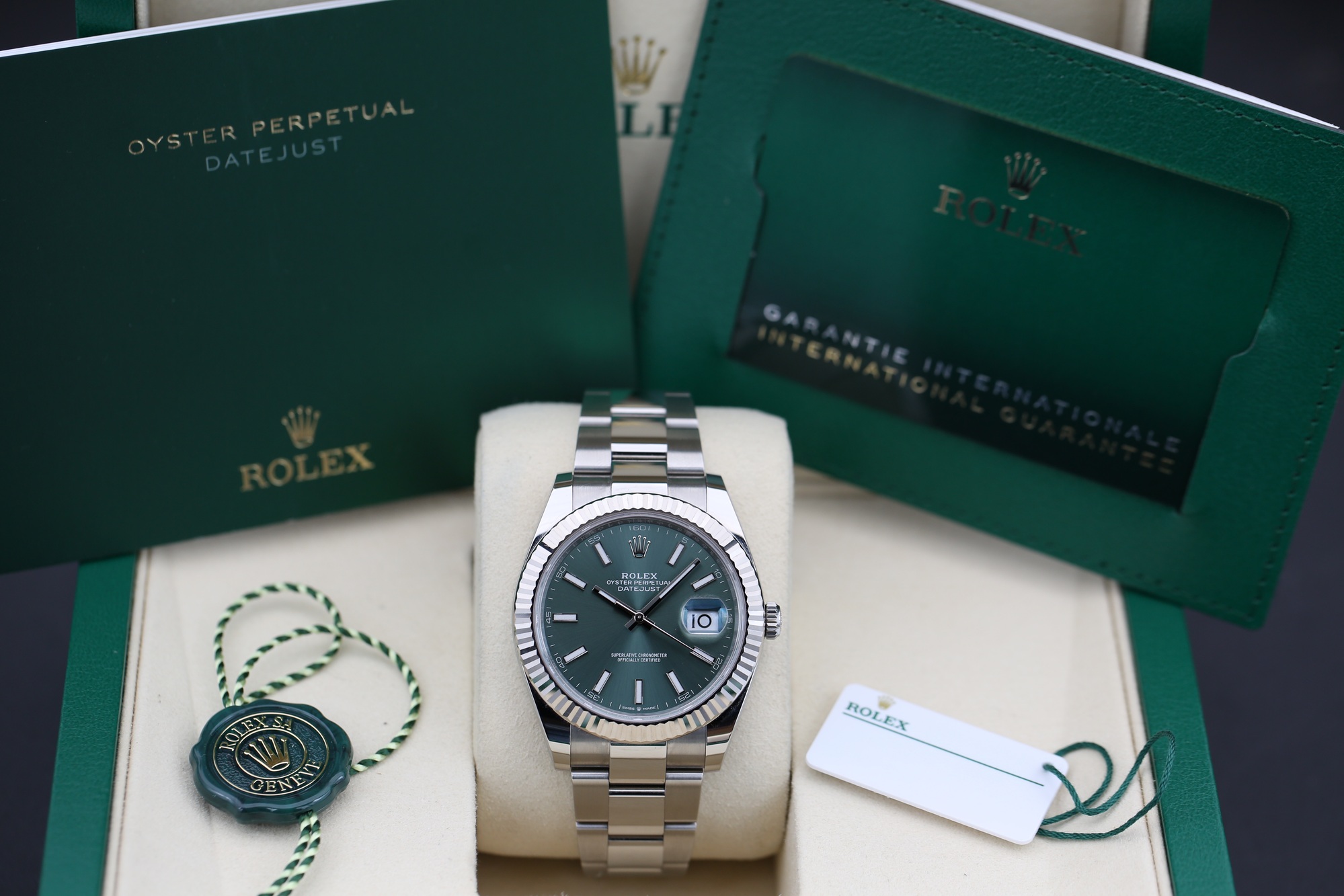 Rolex 126334 Mint Green DATEJUST 41mm 2026 — view 5