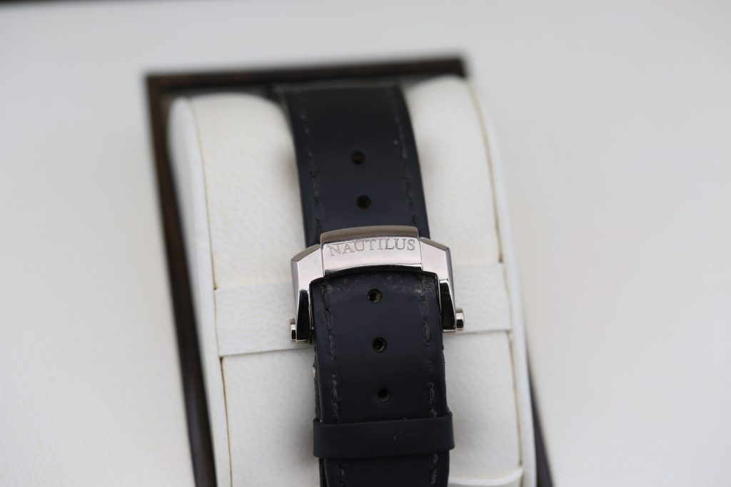 Patek Philippe 5712G-001 Grey NAULITUS 40mm 2008