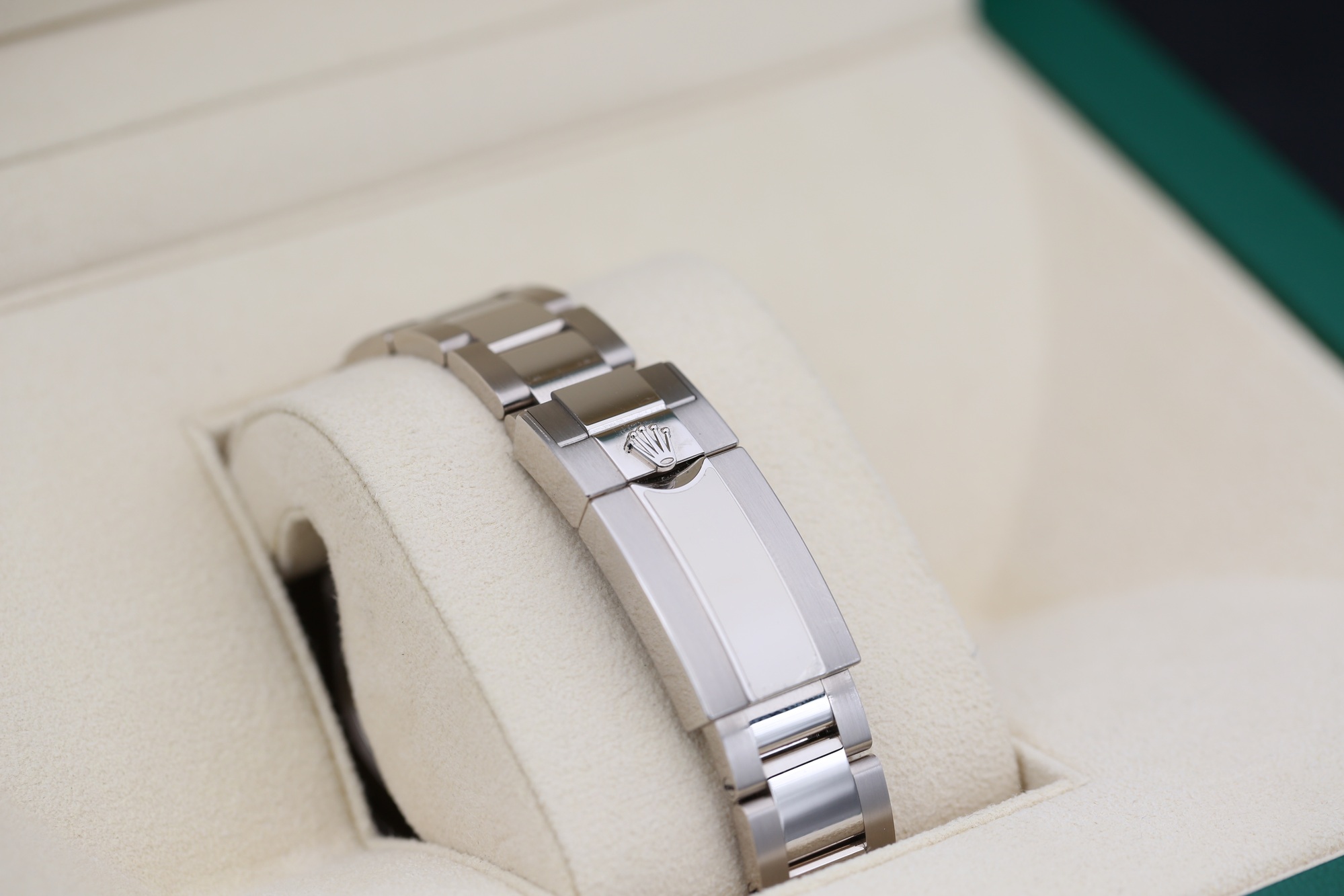Rolex 126509 Black DAYTONA 40mm 2023 — view 8