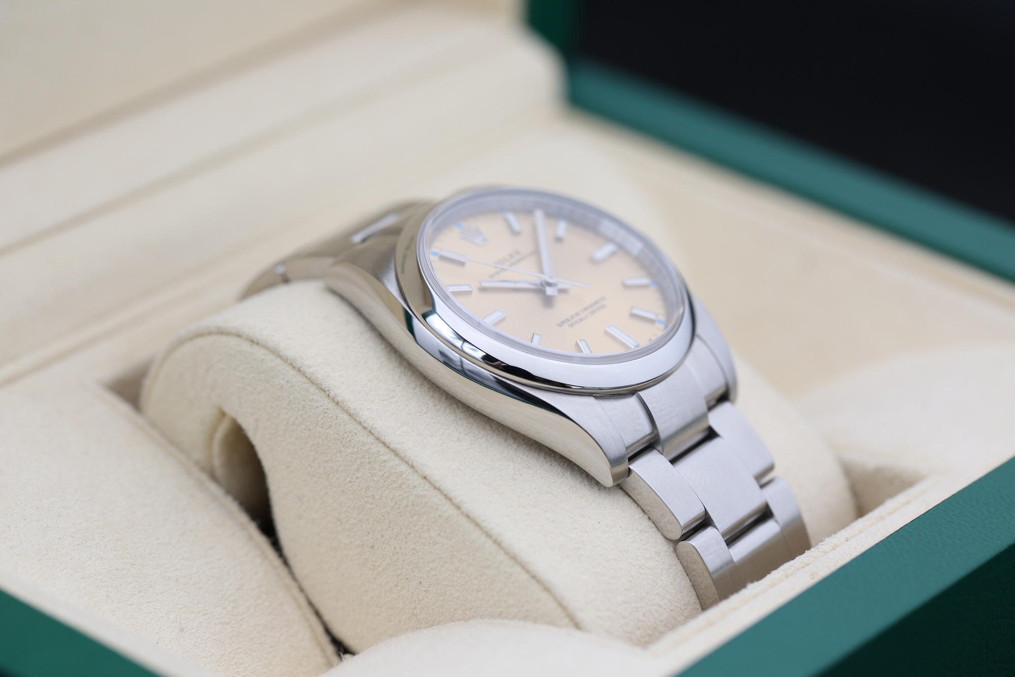 Rolex 114200 White Grape OYSTER PERPETUAL 34mm 2016 — view 7