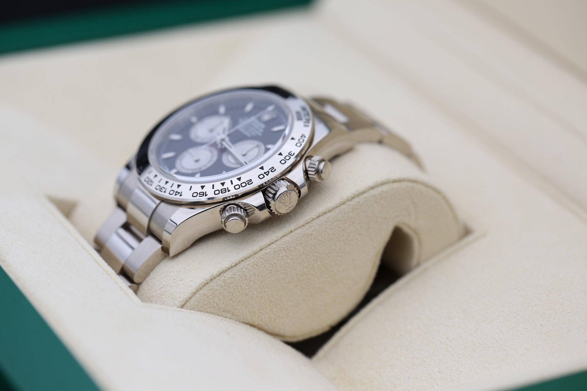 Rolex 126509 Black DAYTONA 40mm 2023 — view 6