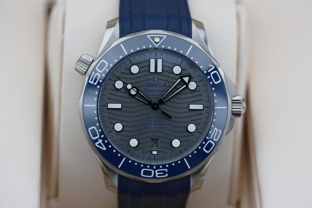 Omega 210.32.42.20.06.001 Chrome SEAMASTER 42mm 2022