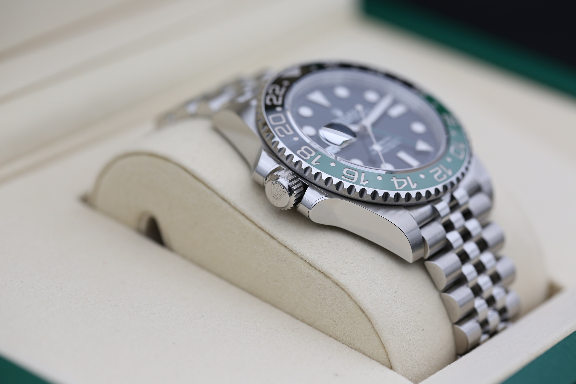 Rolex 126720VTNR Black GMT-MASTER II 40mm 2026 SPRITE — view 6