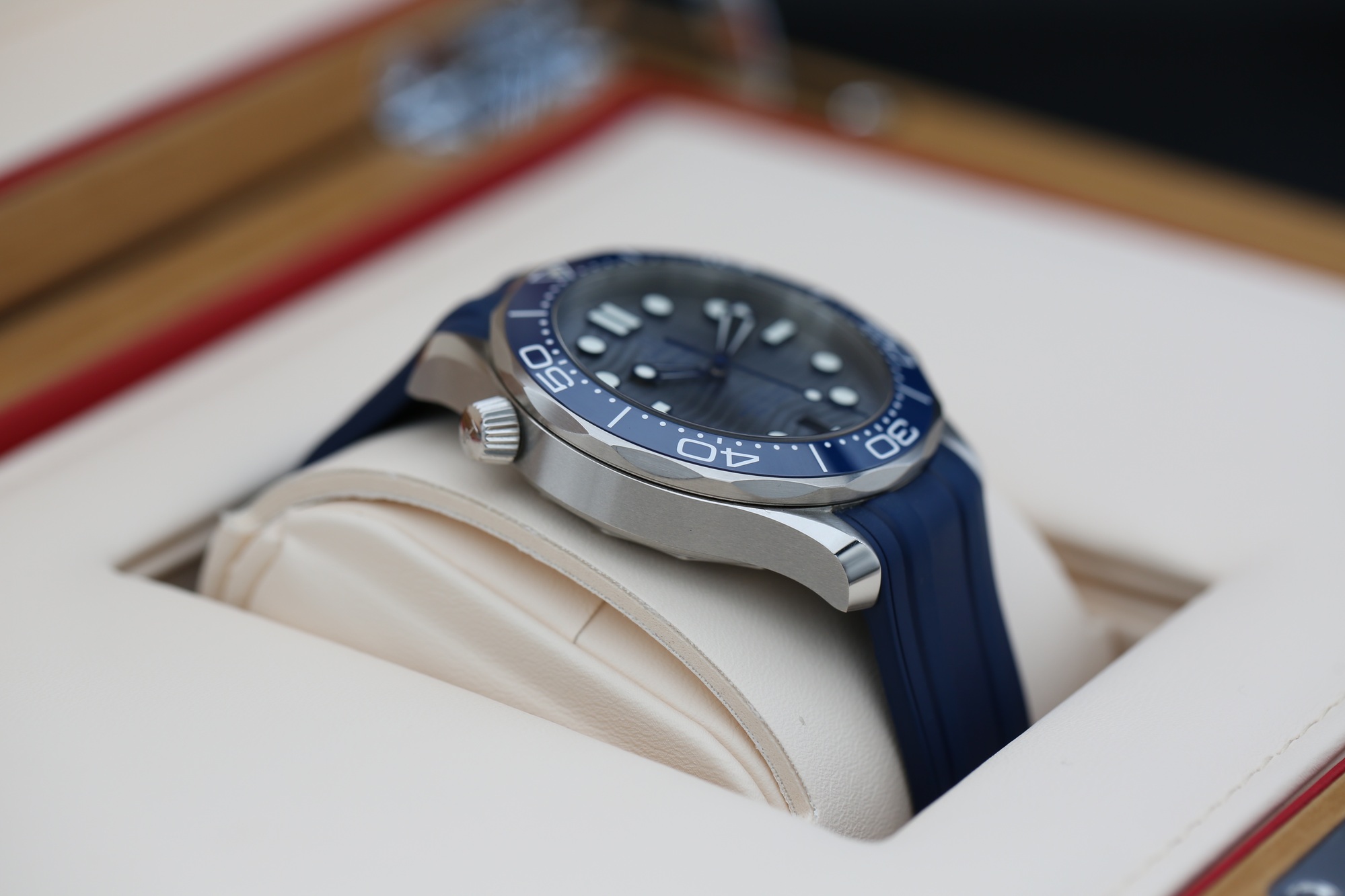 Omega 210.32.42.20.06.001 Chrome SEAMASTER 42mm 2022 — view 7
