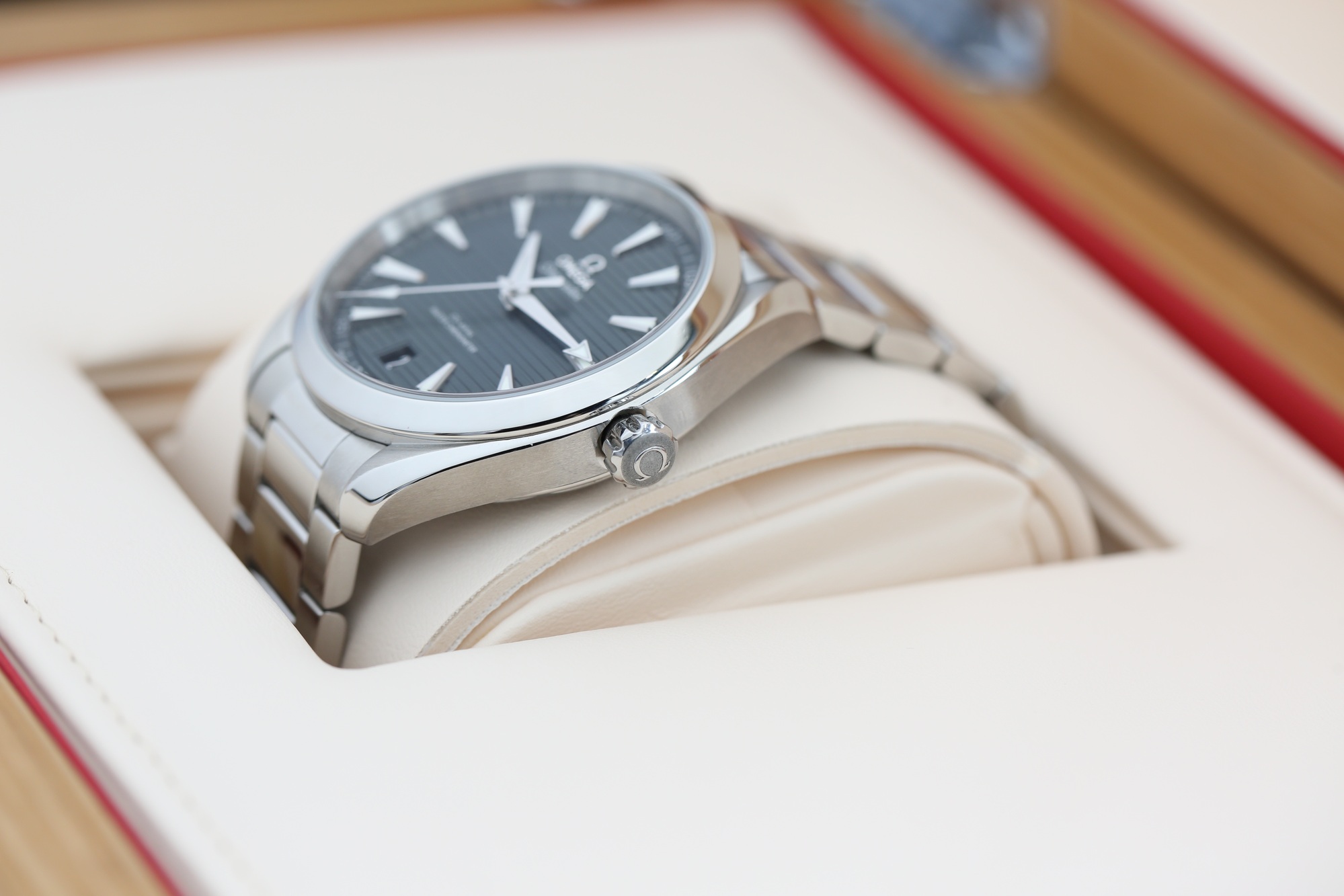 Omega 220.10.41.21.10.001 Green SEAMASTER AQUA TERRA 41mm 2023 — view 6