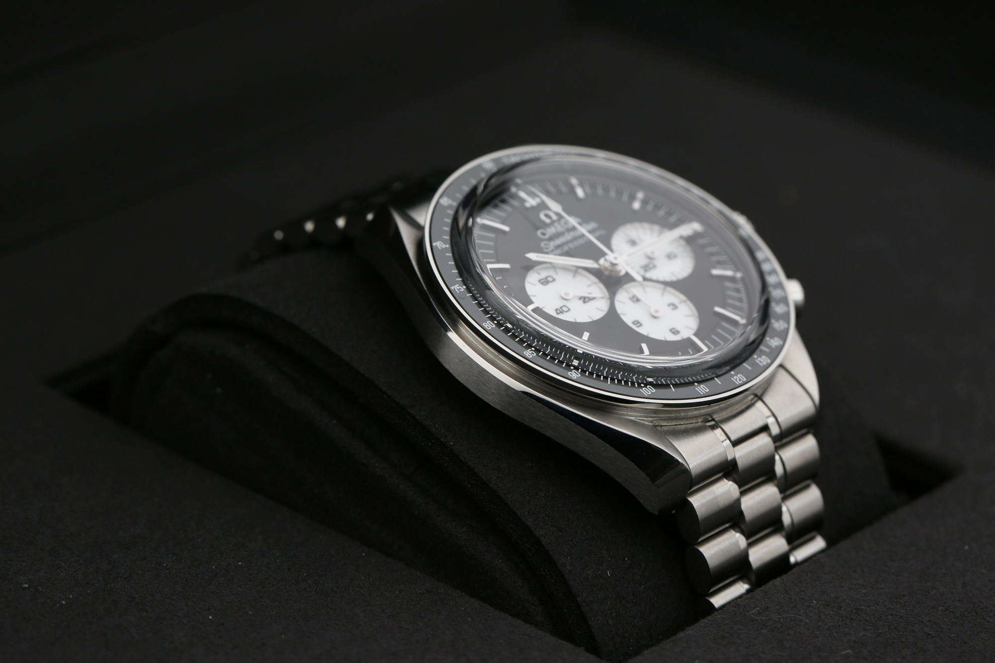 Omega 310.30.42.50.01.004 Black SPEEDMASTER 42mm 2026 — view 8