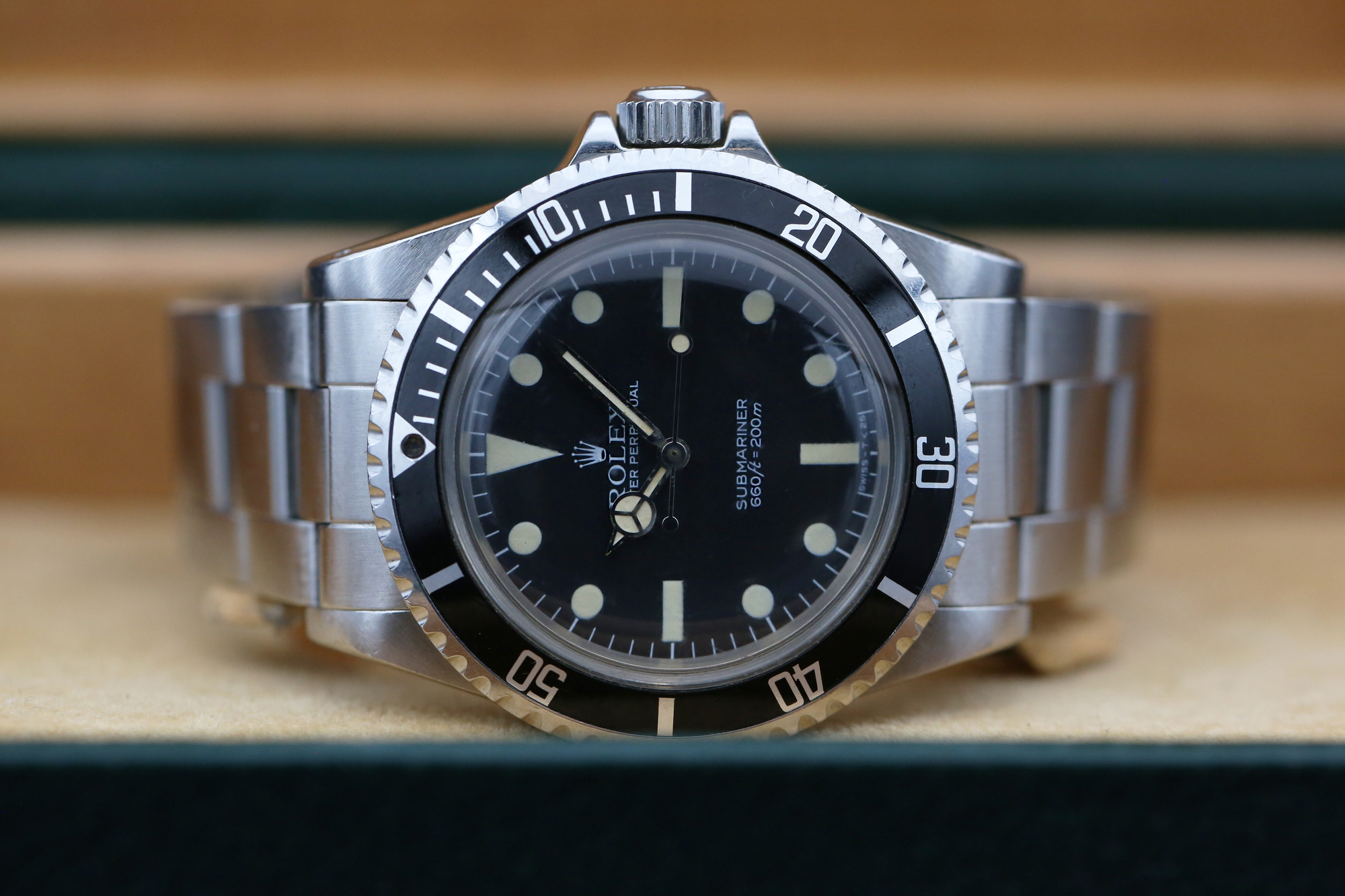 Rolex 5513 Black SUBMARINER 40mm 1984