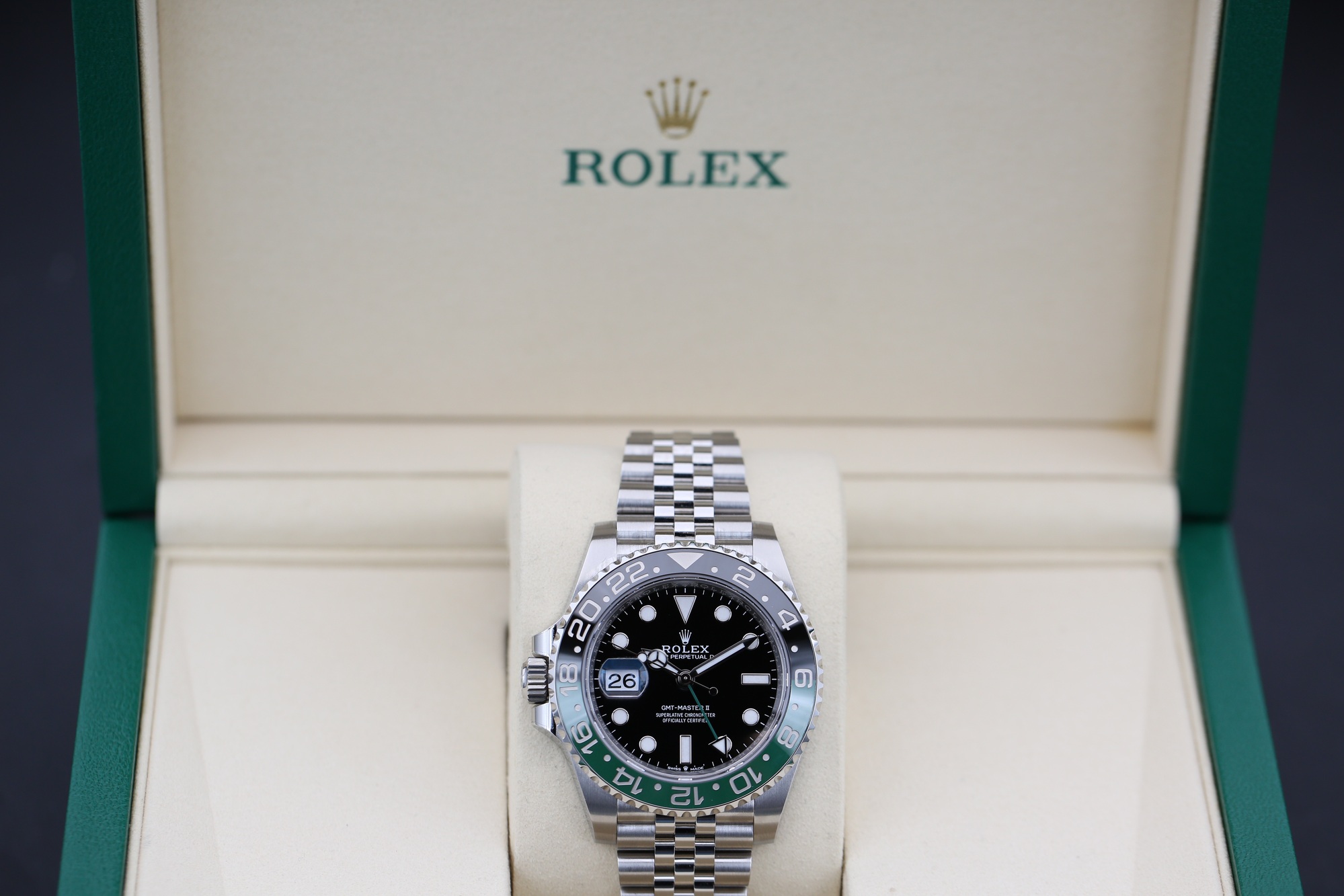 Rolex 126720VTNR Black GMT-MASTER II 40mm 2026 SPRITE — view 4