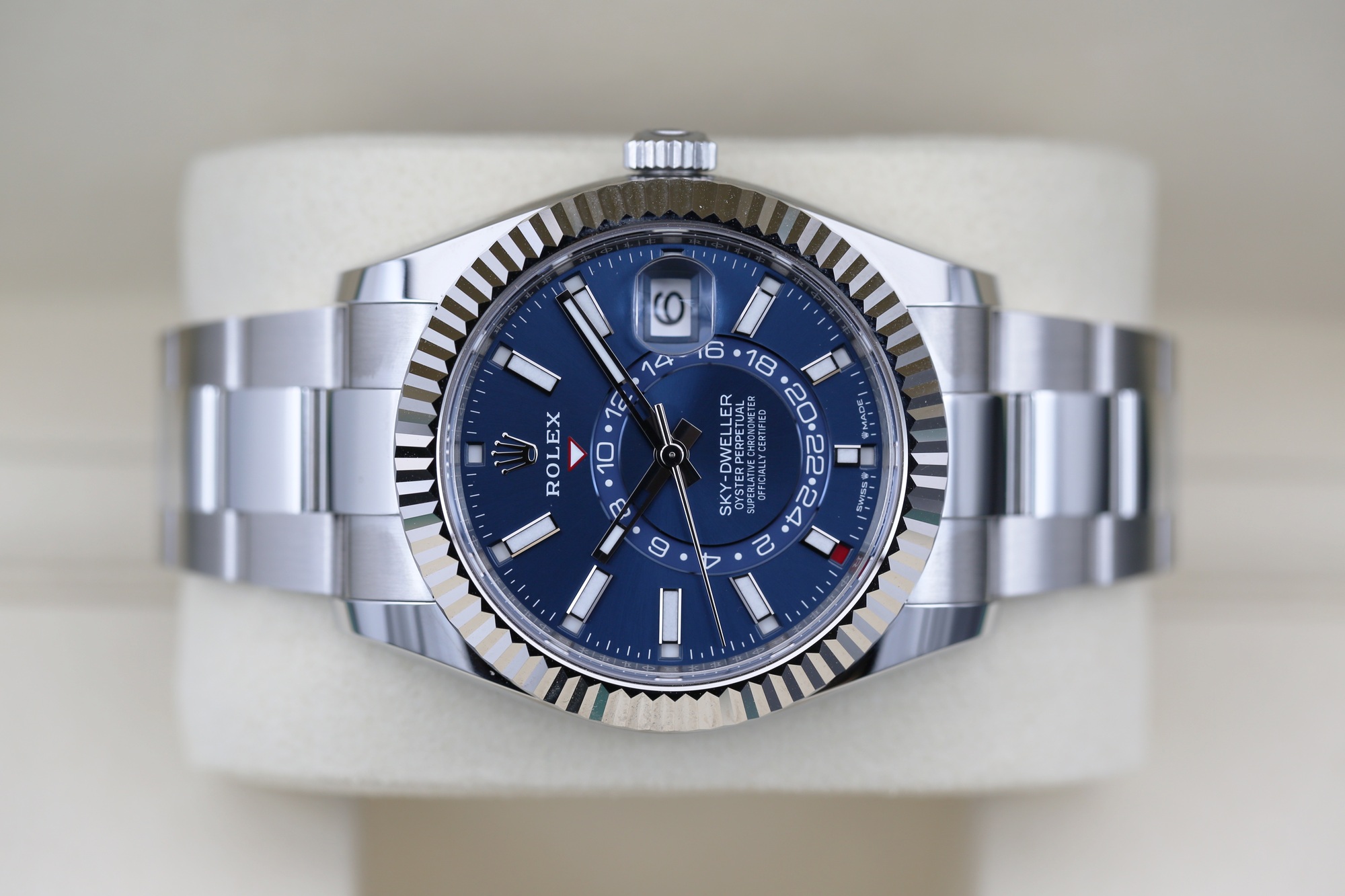 Rolex 336934 Blue SKY-DWELLER 42mm 2026 — view 3