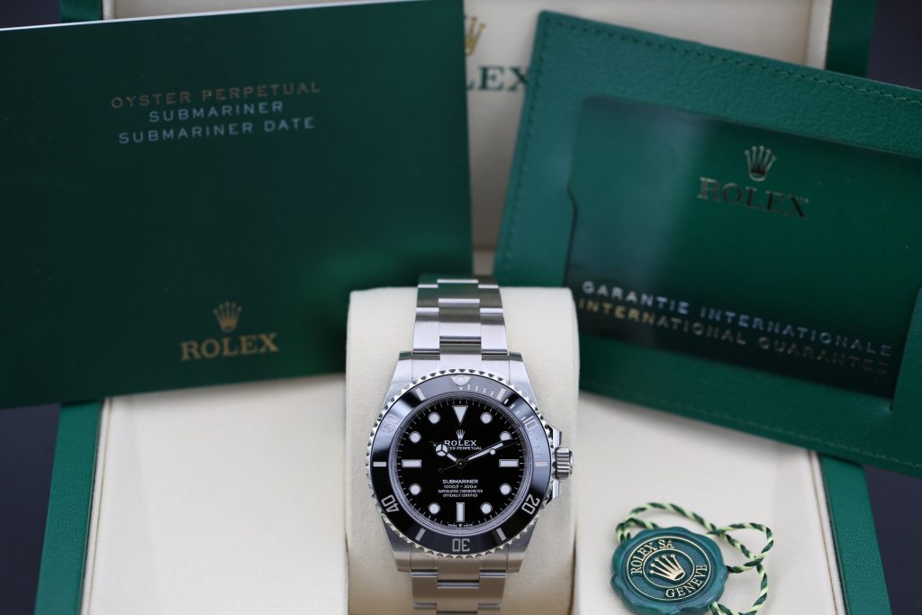 Rolex 124060 Black SUBMARINER 41mm 2025