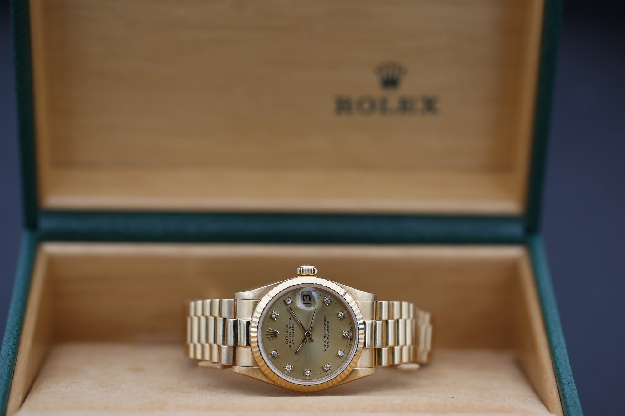 Rolex 68278 Champagne Diamond DATEJUST 31mm 1989 — view 3