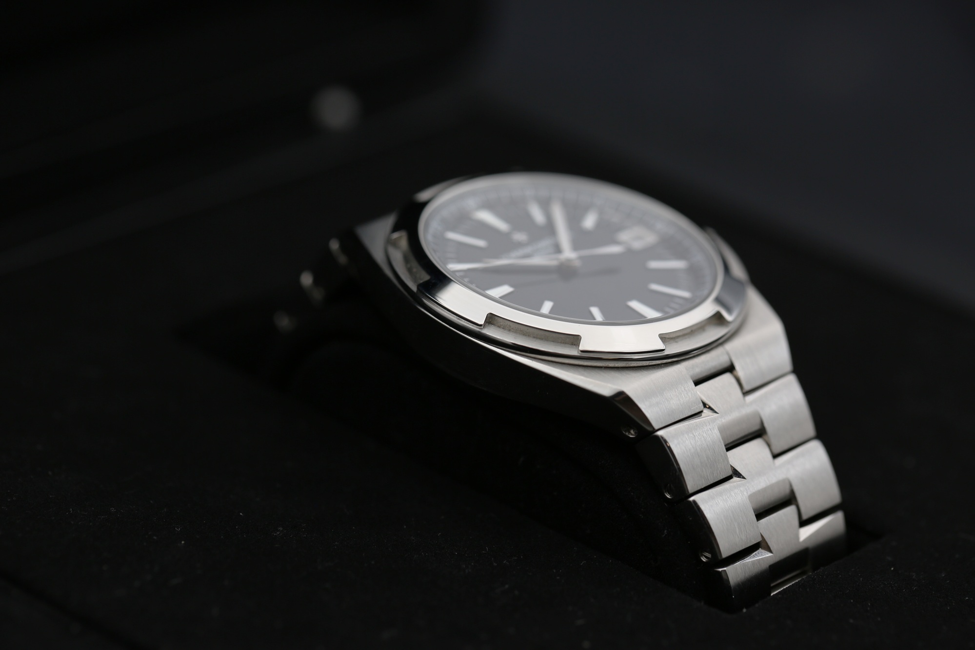 Vacheron Constantin 4500V/110A-B483 Black OVERSEAS 41mm 2023 — view 7