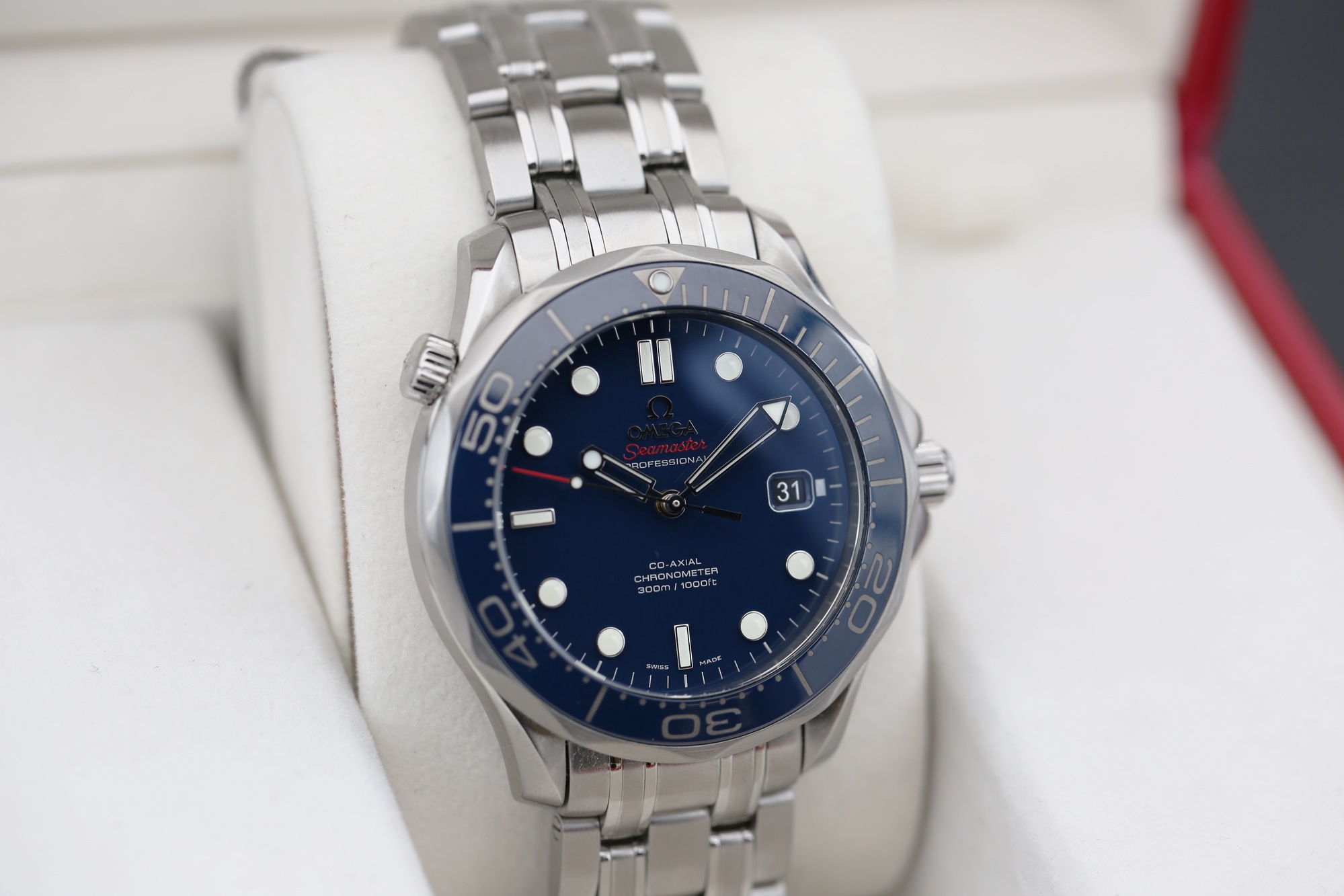 Omega 212.30.41.20.03.001 Blue 212.30.41.20.03.001 41mm 2013 — view 2