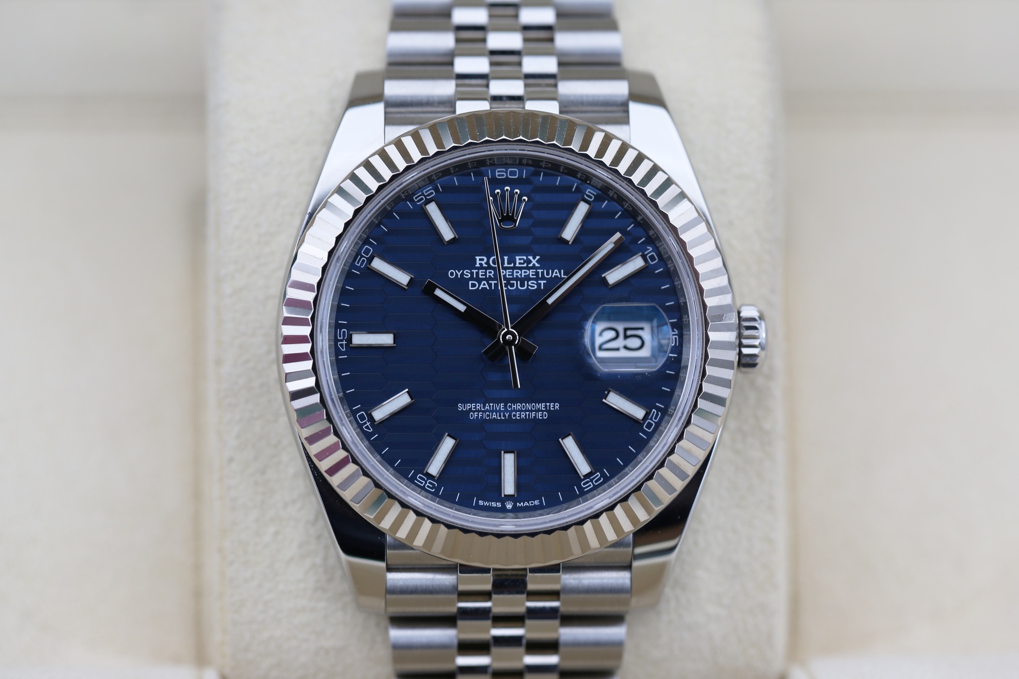 Rolex 126334 Blue Motif DATEJUST 41mm 2022