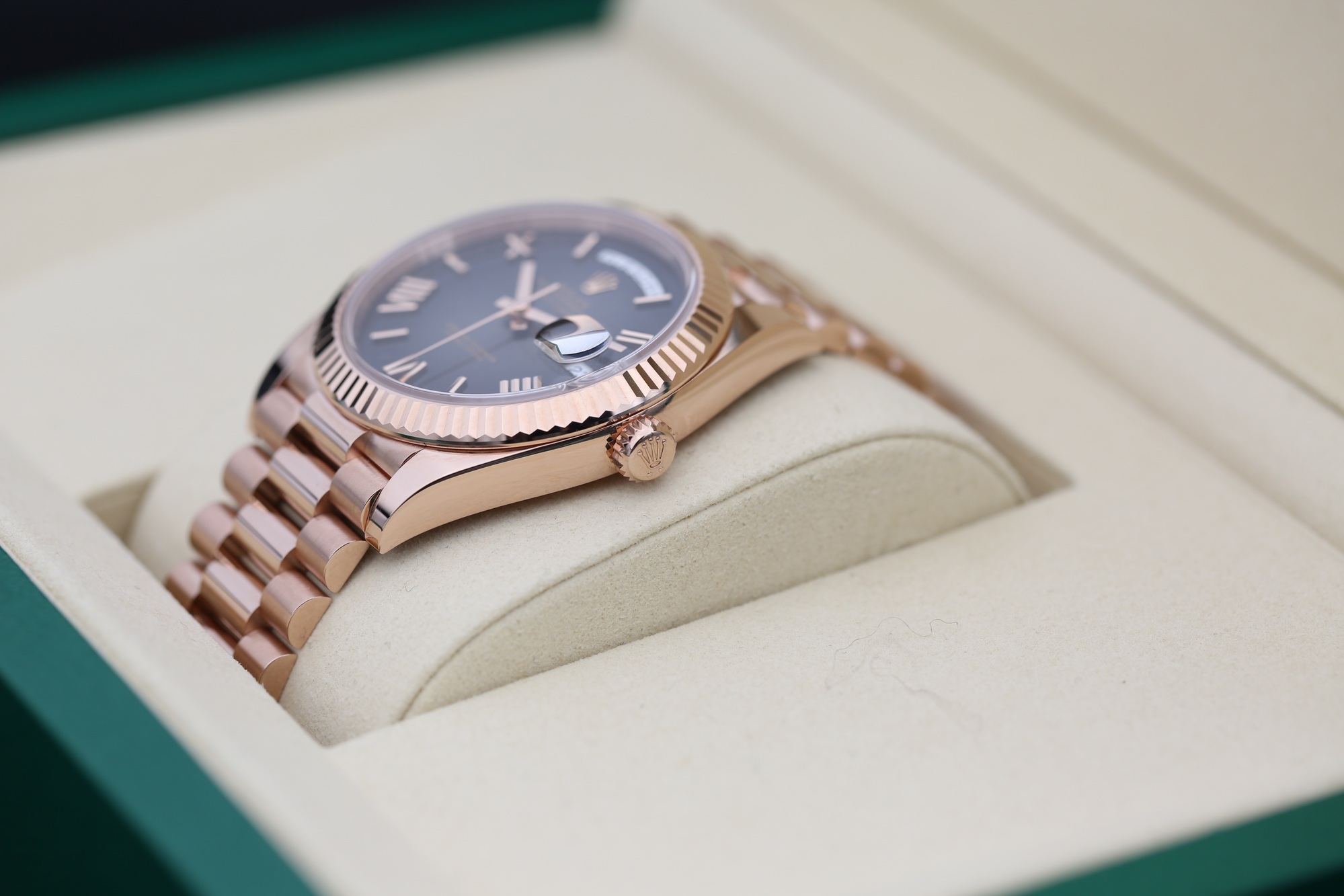 Rolex 228235 Ombre DAY-DATE 40mm 2026 Oscars — view 6