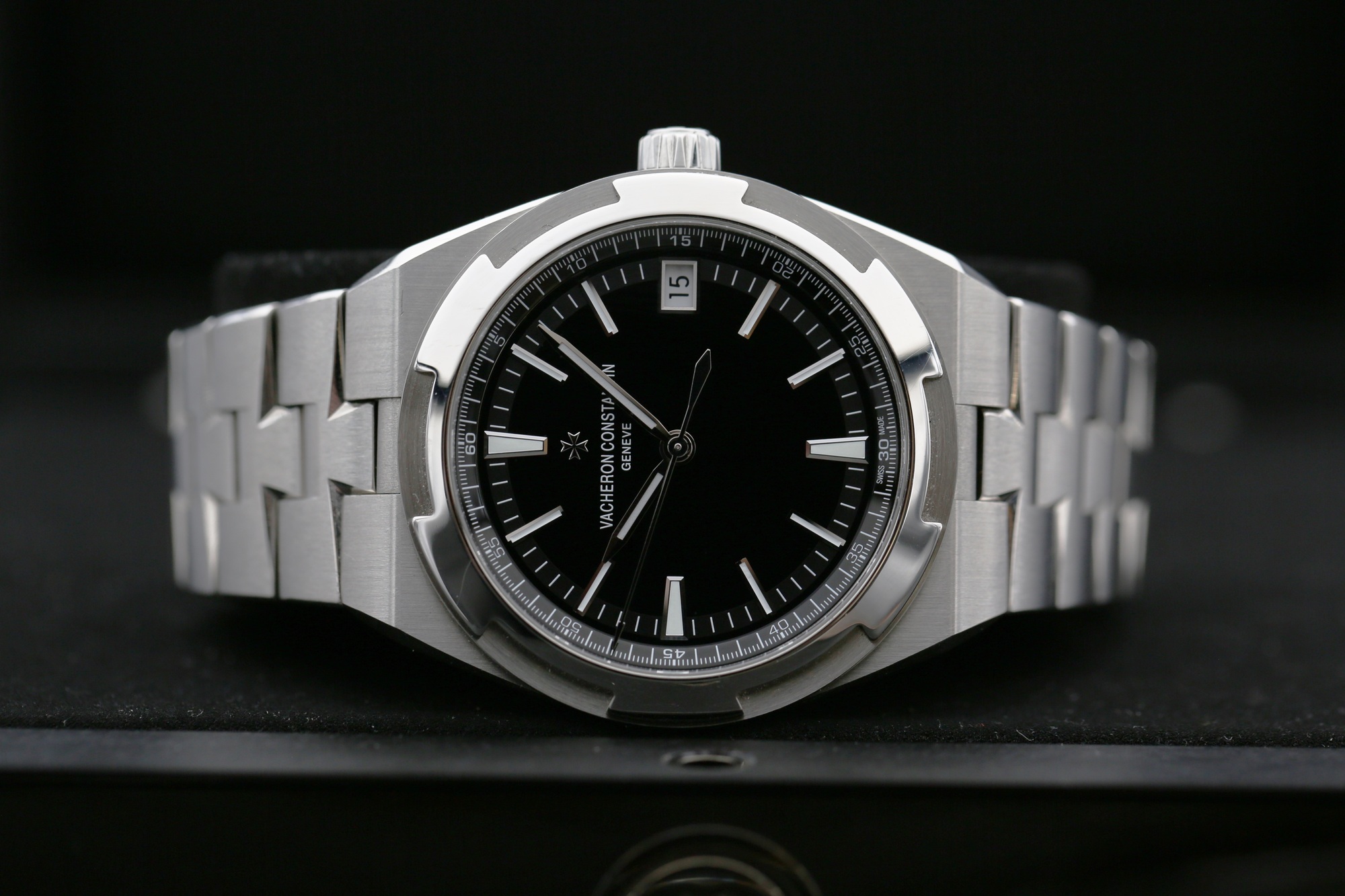Vacheron Constantin 4500V/110A-B483 Black OVERSEAS 41mm 2023 — view 5