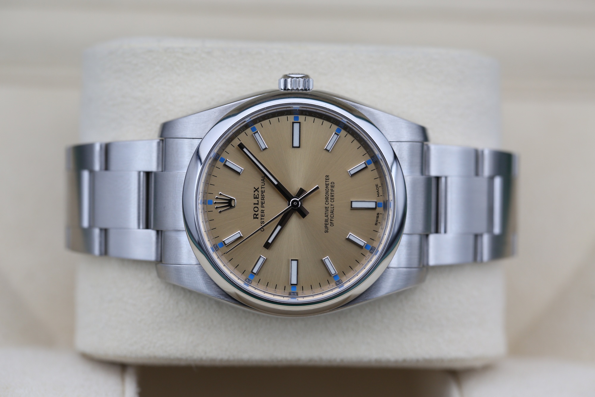 Rolex 114200 White Grape OYSTER PERPETUAL 34mm 2016 — view 3