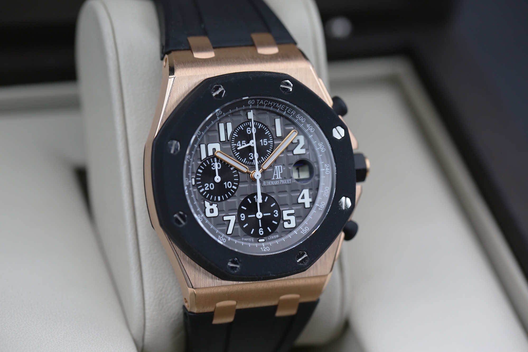 Audemars Piguet 25940OK.OO.D002CA.01 Grey ROYAL OAK OFFSHORE  2009 — view 2