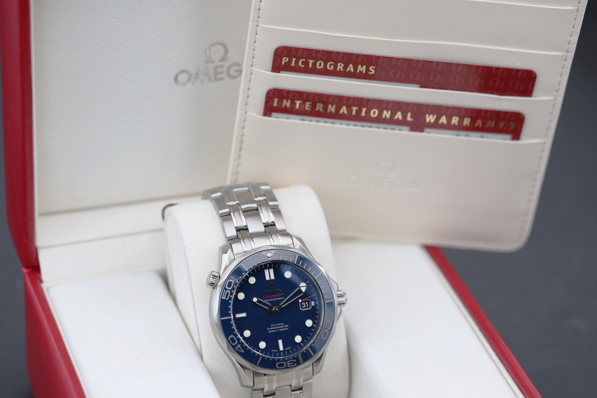Omega 212.30.41.20.03.001 Blue 212.30.41.20.03.001 41mm 2013 — view 4