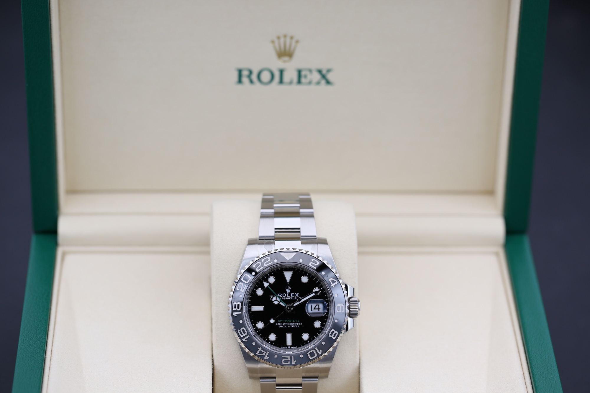 Rolex 126710GRNR Black GMT MASTER II 40mm 2026 BRUCE WAYNE — view 4