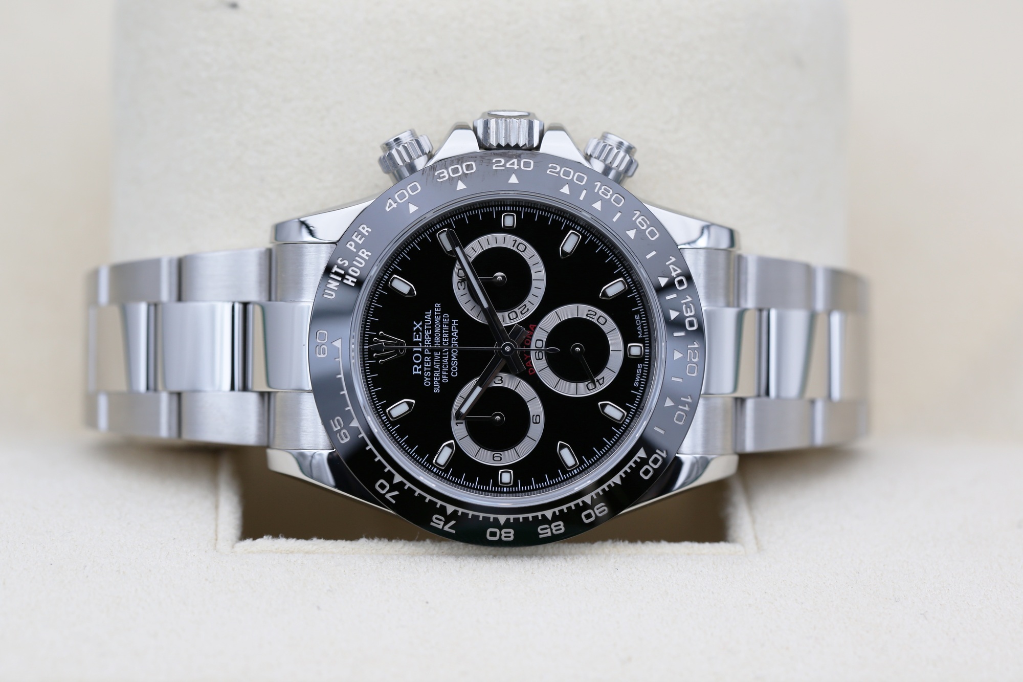 Rolex 116500LN Black DAYTONA 40mm 2017 — view 3