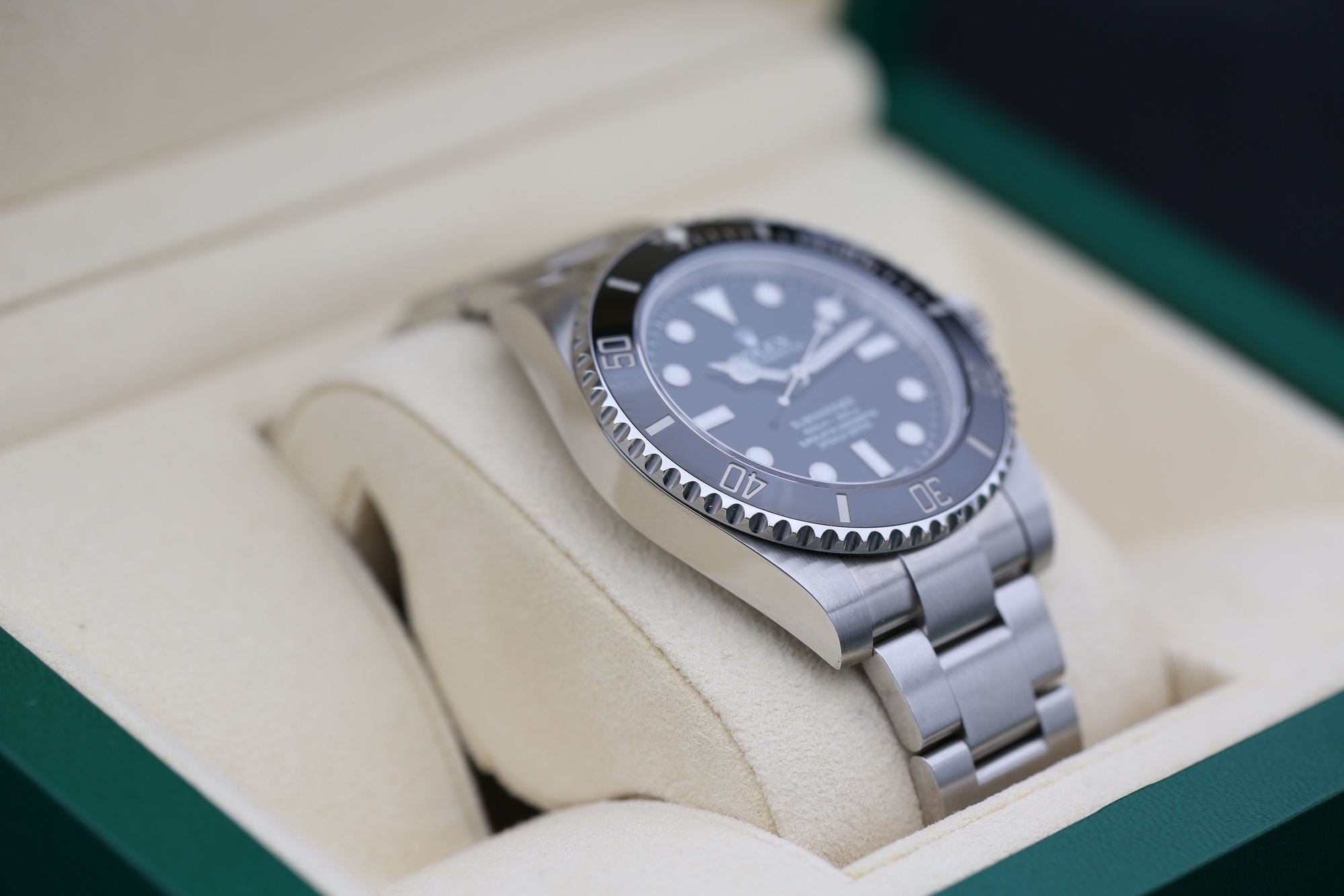 Rolex 114060 Black SUBMARINER 40mm 2017 — view 7