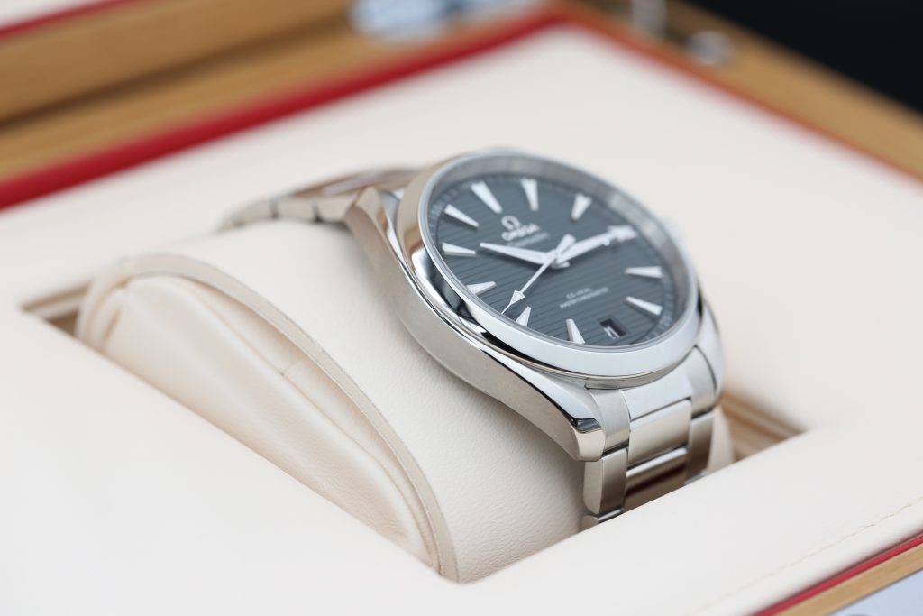 Omega 220.10.41.21.10.001 Green SEAMASTER AQUA TERRA 41mm 2023