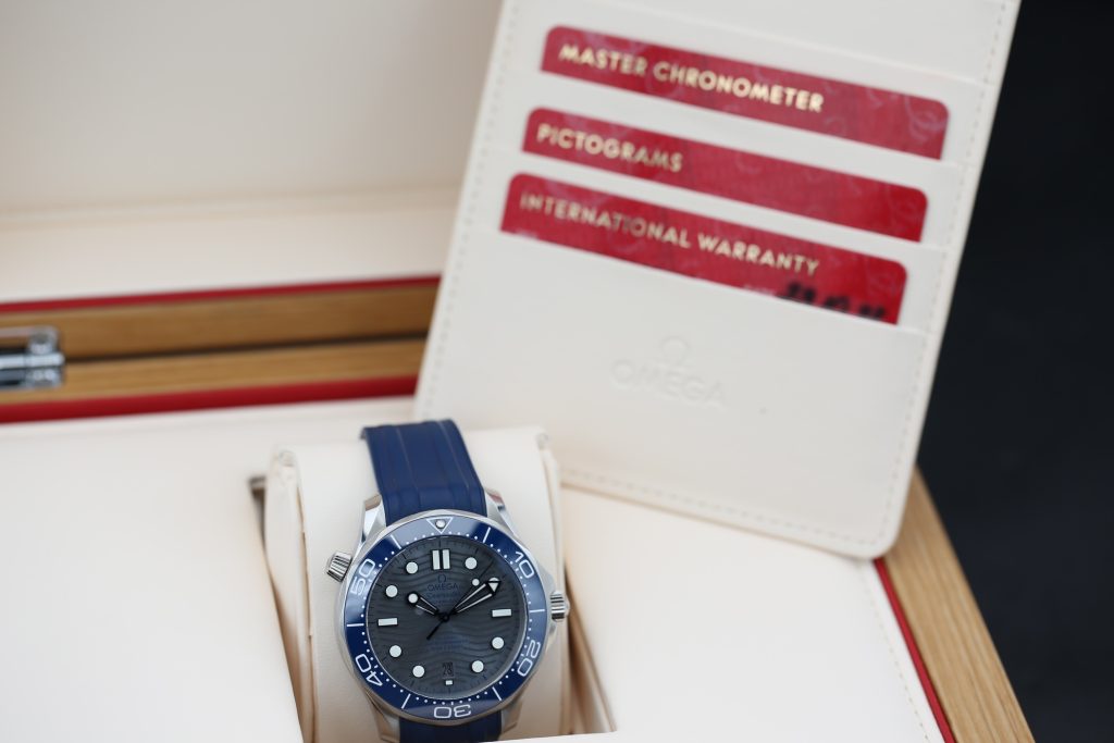 Omega 210.32.42.20.06.001 Chrome SEAMASTER 42mm 2022