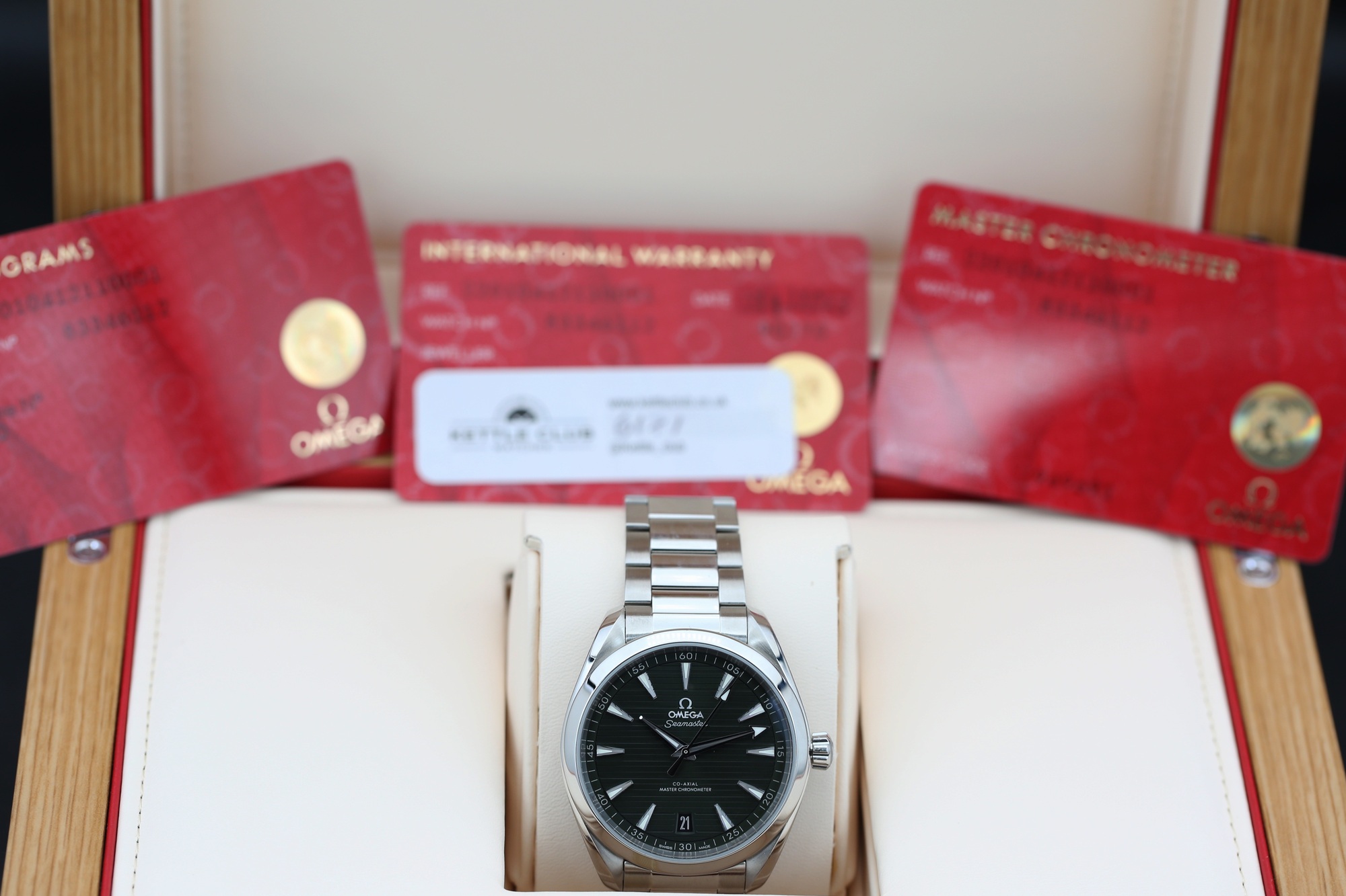 Omega 220.10.41.21.10.001 Green SEAMASTER AQUA TERRA 41mm 2023 — view 4