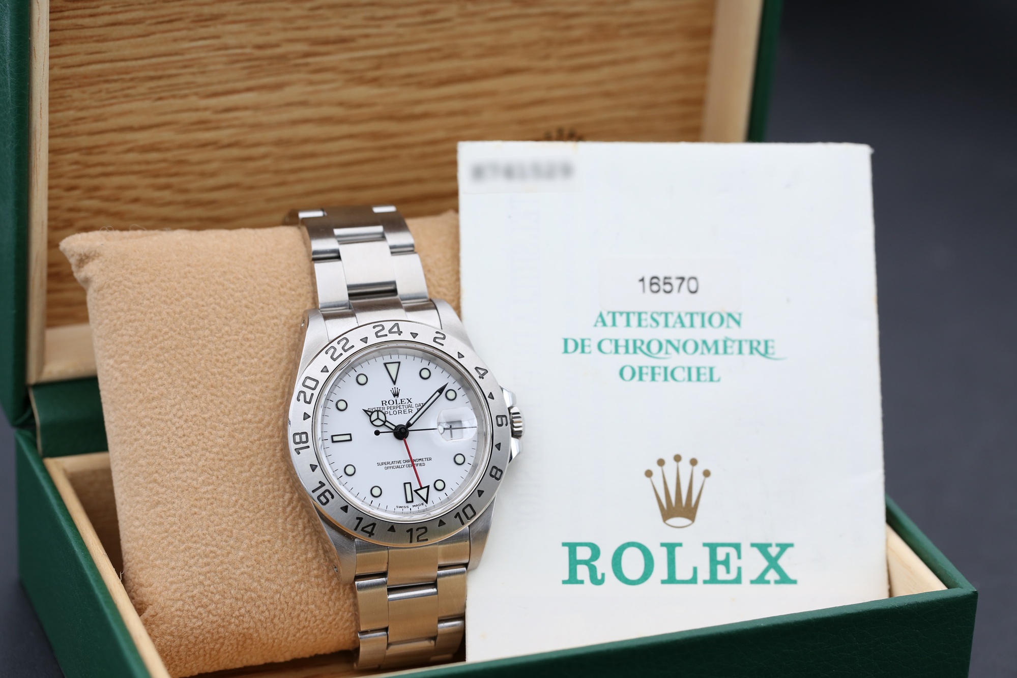 Rolex 16570 White EXPLORER II 40mm 2000 — view 4