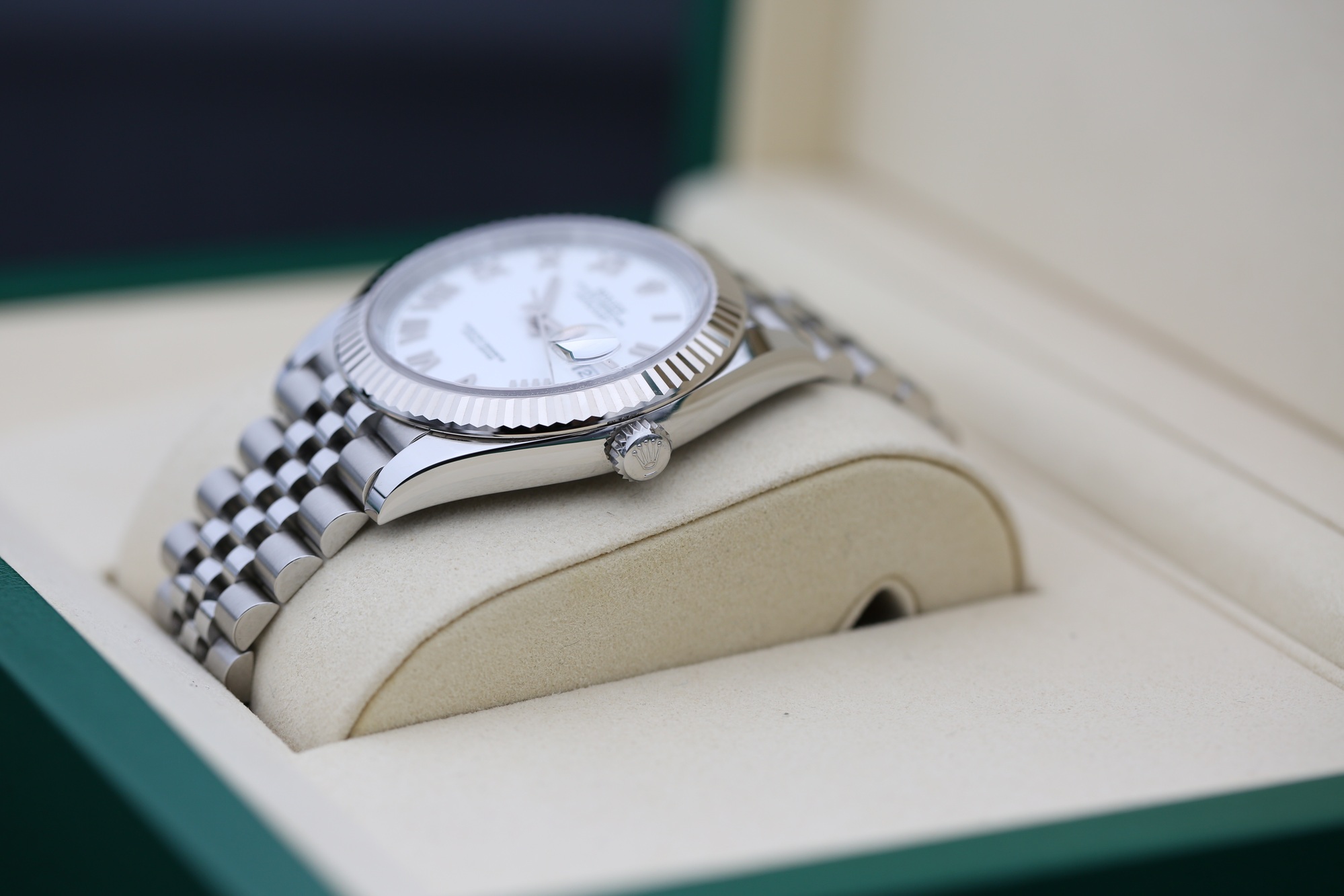 Rolex 126334 White Roman DATEJUST 41mm 2026 — view 6