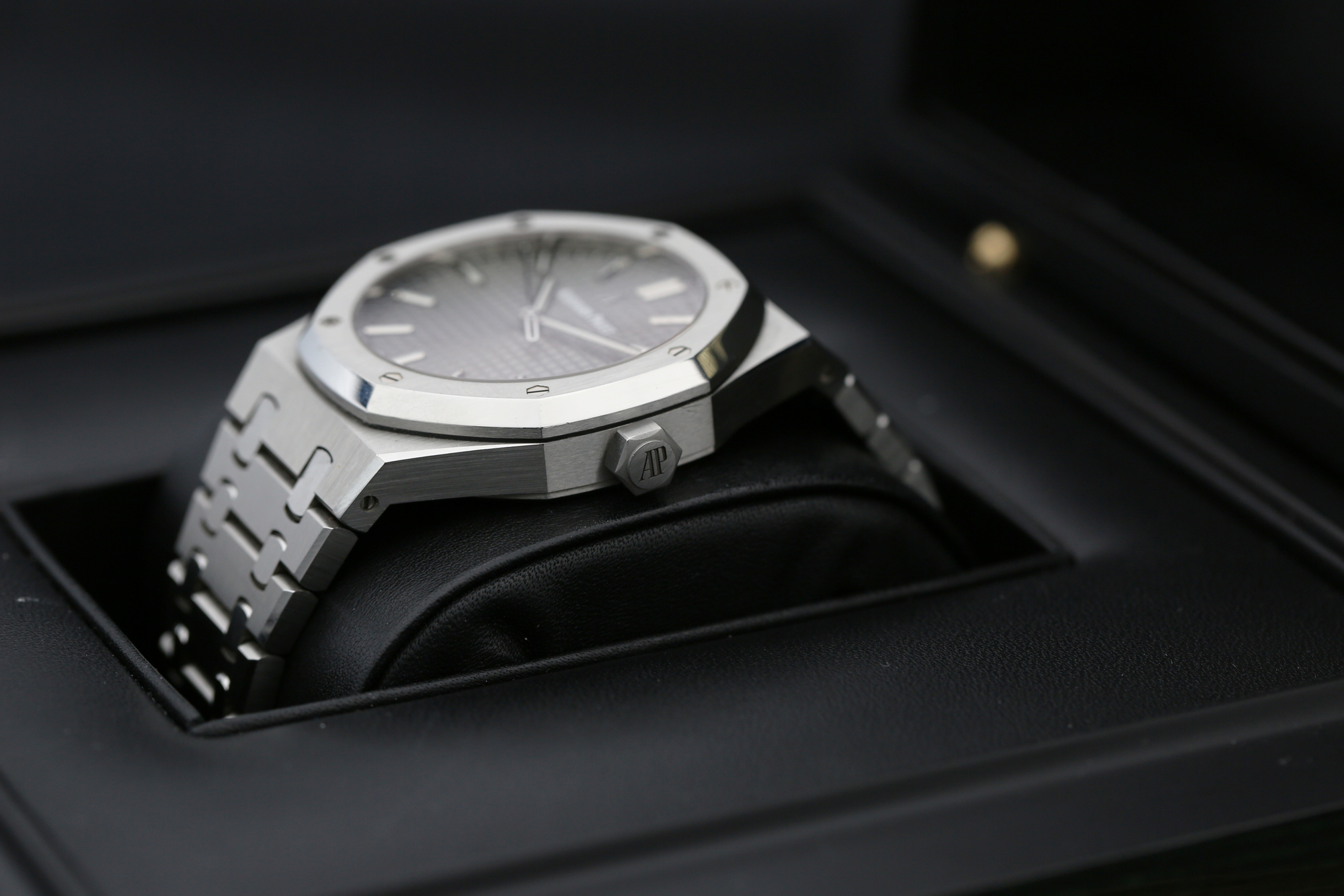 Audemars Piguet 15500ST.OO.1220ST.02 Grey ROYAL OAK 41mm 2020 — view 6
