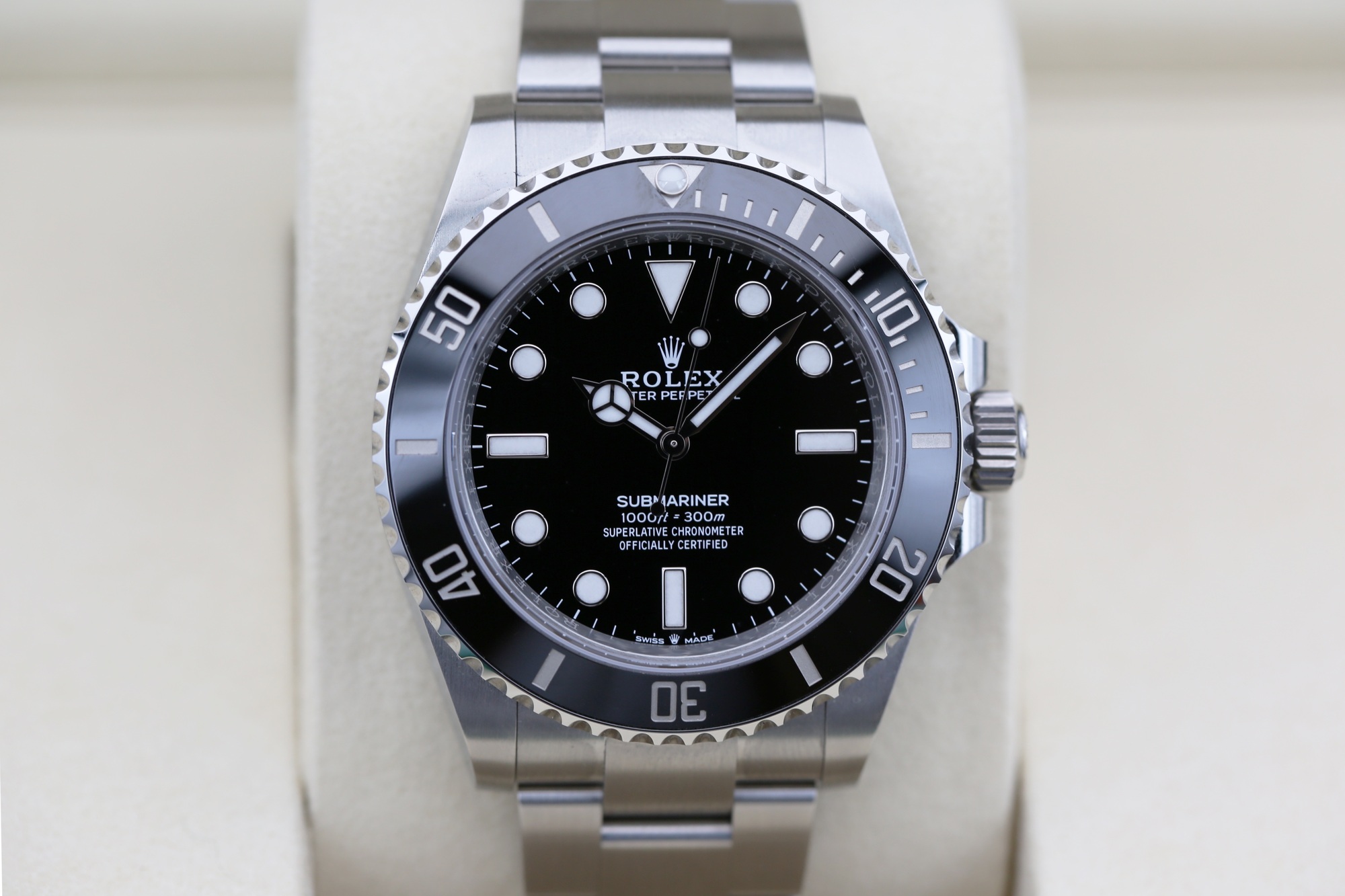 Rolex 124060 Black SUBMARINER 41mm 2025