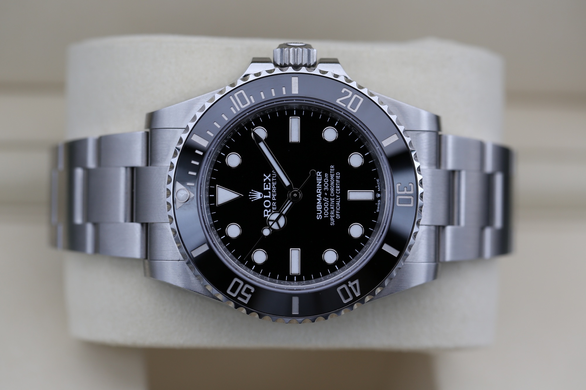 Rolex 124060 Black SUBMARINER 41mm 2025 — view 3